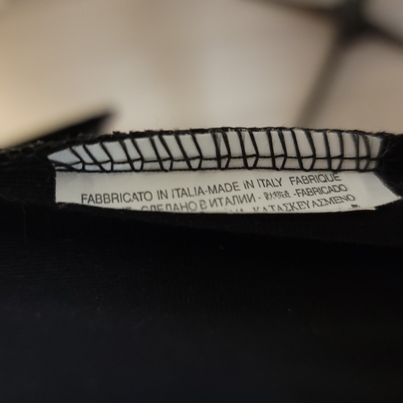 Elegant Black Women's Coat - Picture 3 of 13